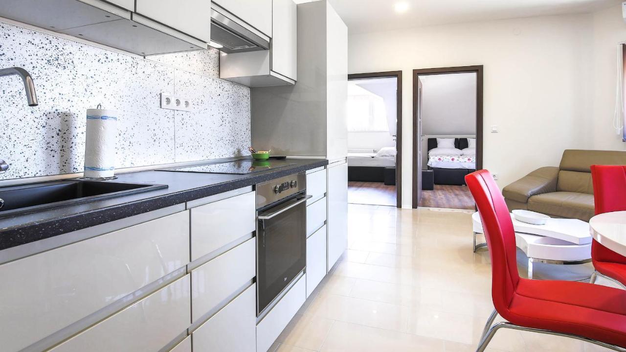 White Apartman Siofok Luaran gambar