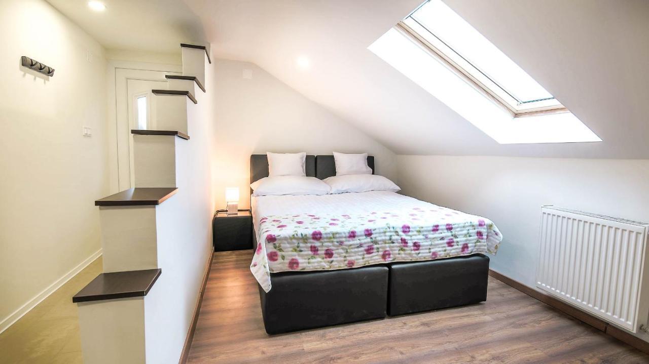 White Apartman Siofok Luaran gambar