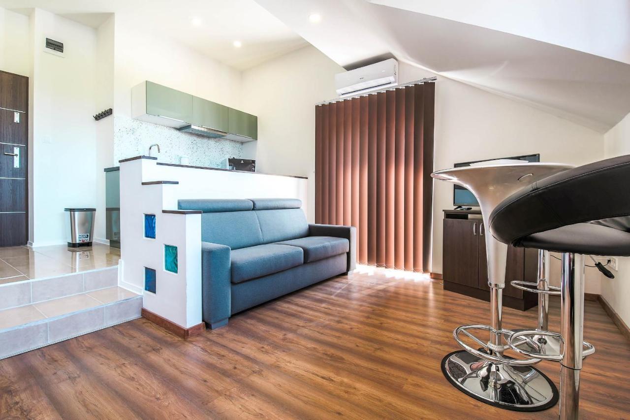 White Apartman Siofok Luaran gambar