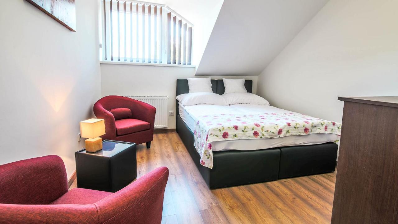 White Apartman Siofok Luaran gambar