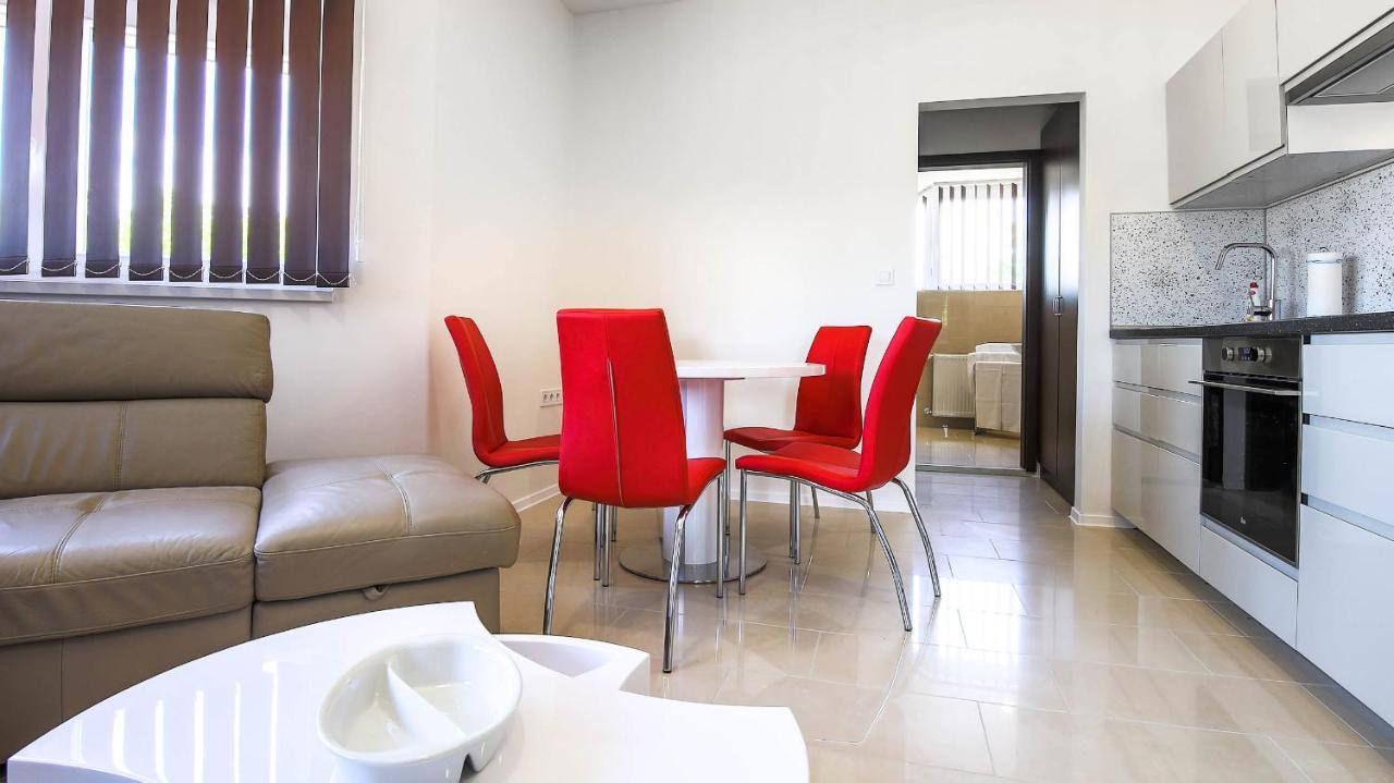 White Apartman Siofok Luaran gambar